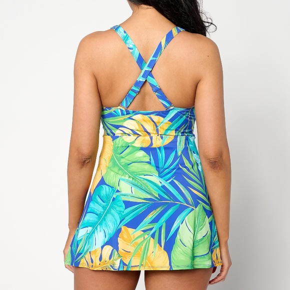 Denim & Co. Beach Scoop Neck Swim Dress with Seaming Detail. 8040 - Picture 2 of 2